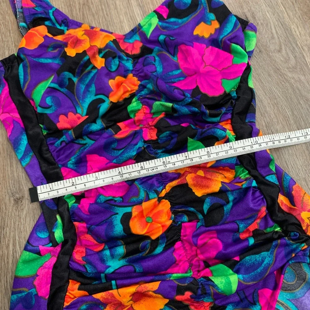 Vintage 80s Maxine of Hollywood floral one piece bathing suit - size 14 - USA